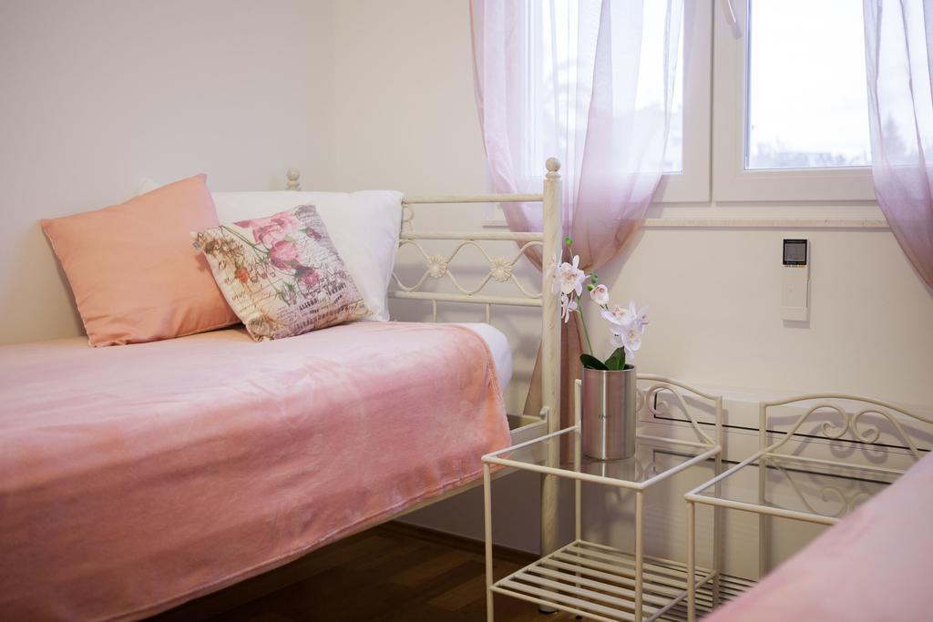 The Adriatic Pearl Split Apartment โปดสตรานา ภายนอก รูปภาพ